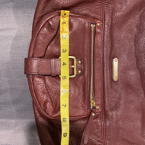 Michael Kors Maroon Leather Belted Hobo Large Shoulder Bag - Picture 4 of 5
